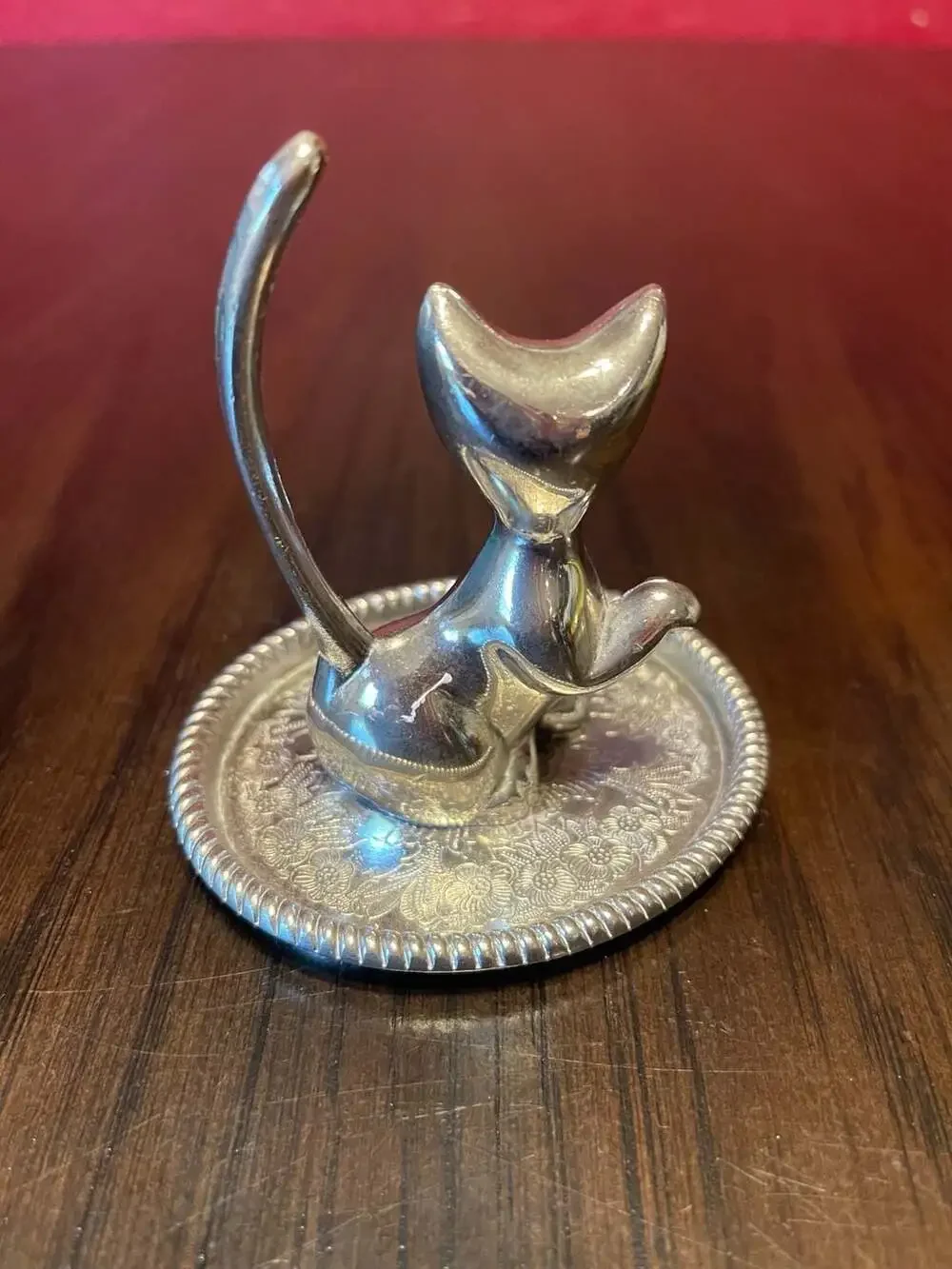 Vintage Kitty Cat Ring Jewelry Holder Tray Floral Engrave Base Midcentury Silver